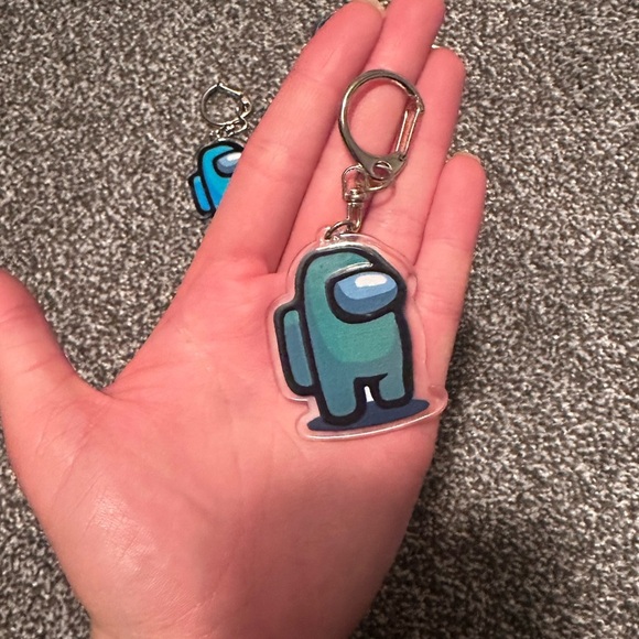 Among Us Game Pack of 4 Acrylic Keychains Cyan Magenta Yellow and Green - Picture 2 of 2